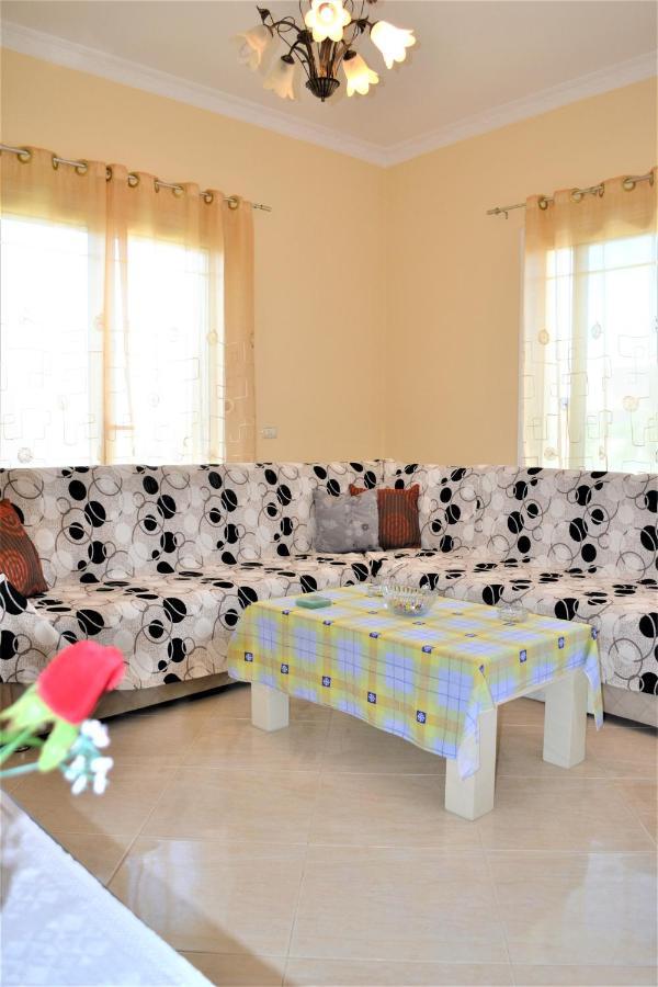 Villa Iremia Family Holidays Vlore Bagian luar foto